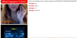 19 Plays Omegle Game